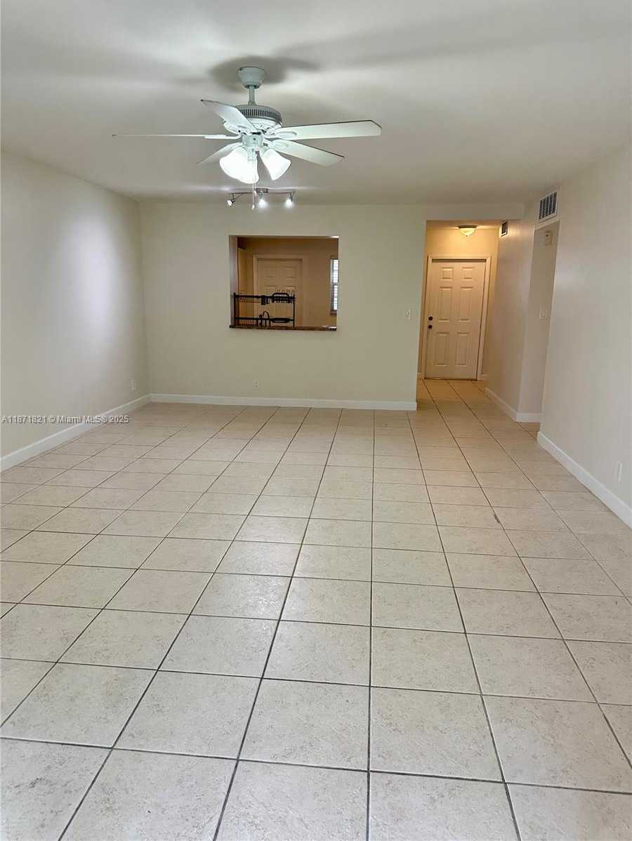 Small Image of 300 NORTH EAST 12TH AVE #101, Hallandale Beach Number 3