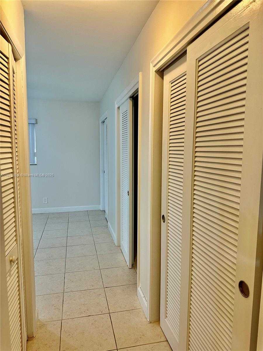 Small Image of 300 NORTH EAST 12TH AVE #101, Hallandale Beach Number 7