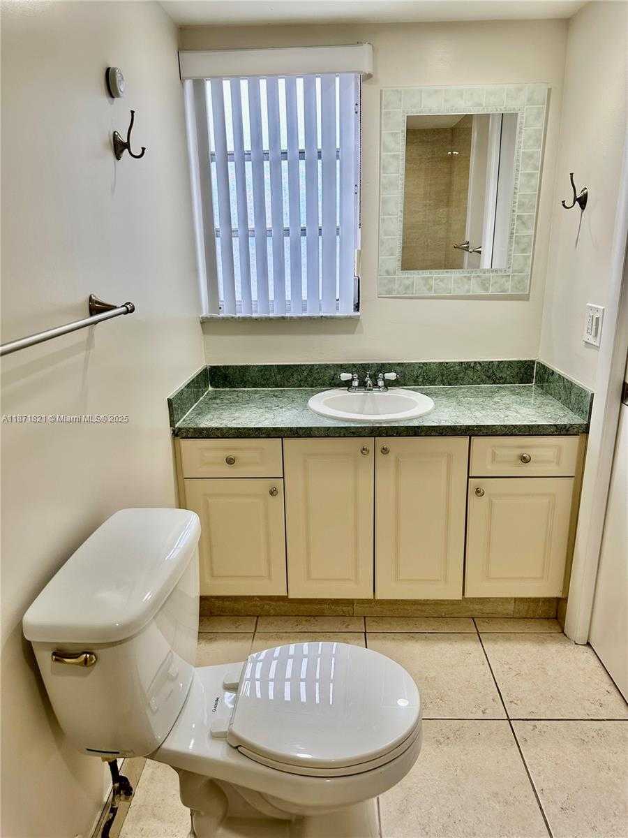 Small Image of 300 NORTH EAST 12TH AVE #101, Hallandale Beach Number 9