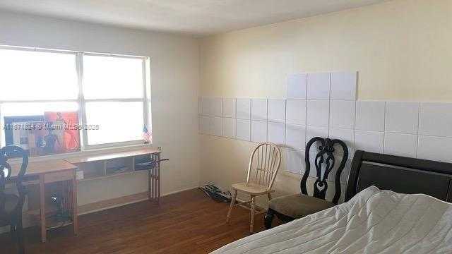 Small Image of 1843 WILEY ST #1, Hollywood Number 2