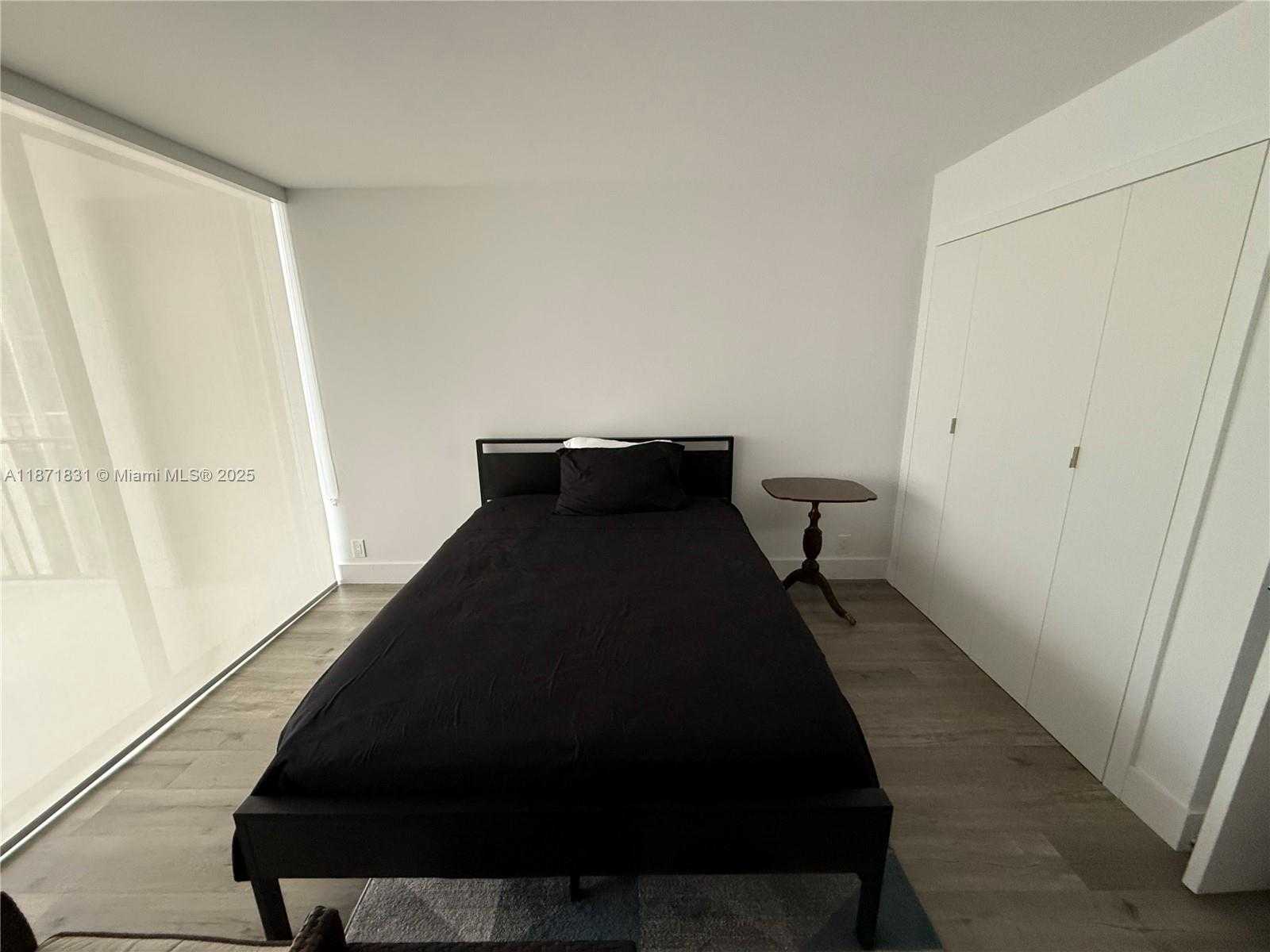 Small Image of 1865 BRICKELL AVE #A1411, Miami Number 17