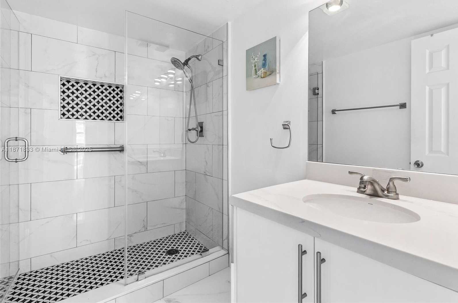 Small Image of 600 NORTH EAST 36TH ST #1404, Miami Number 10