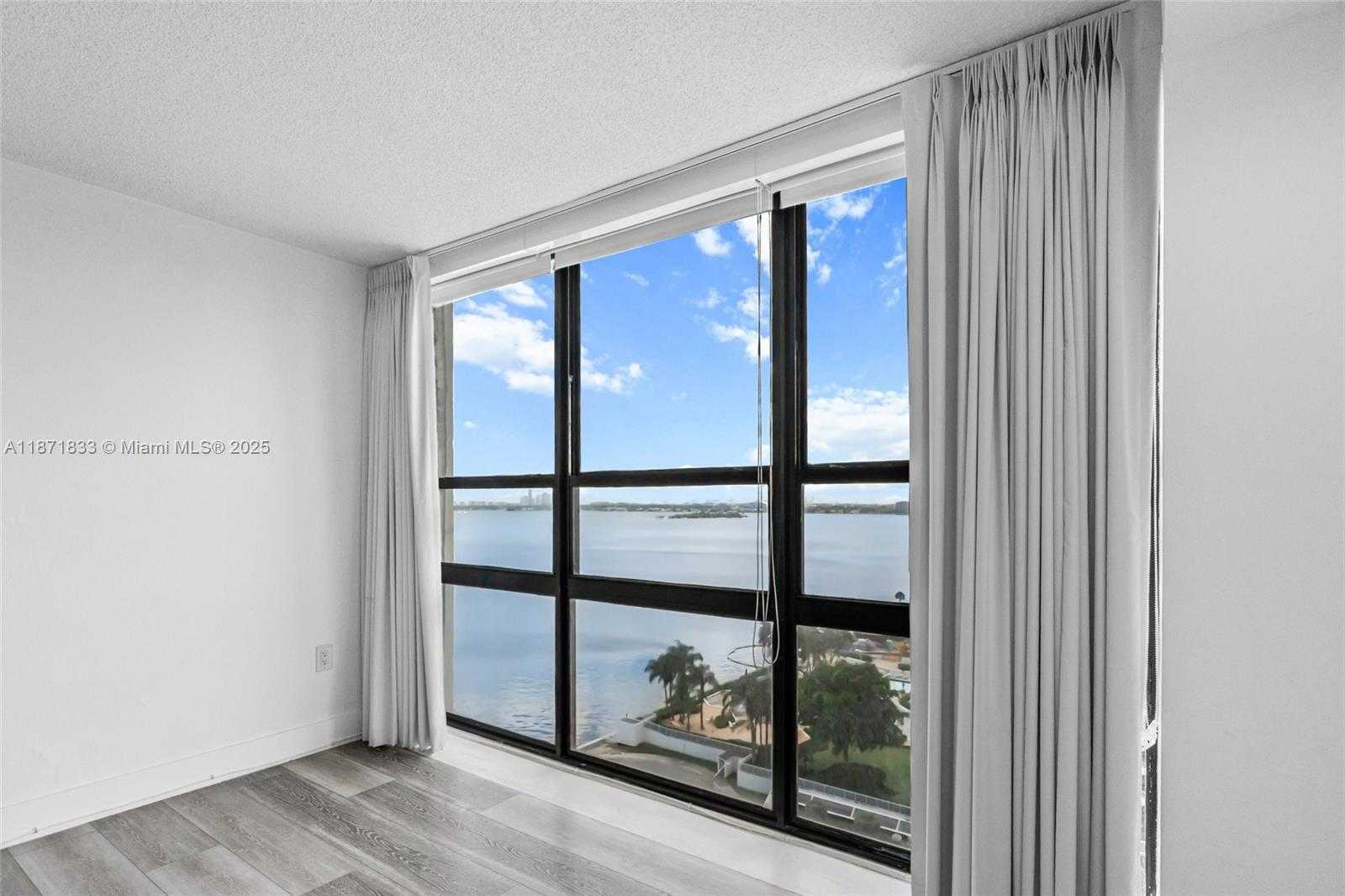 Small Image of 600 NORTH EAST 36TH ST #1404, Miami Number 13
