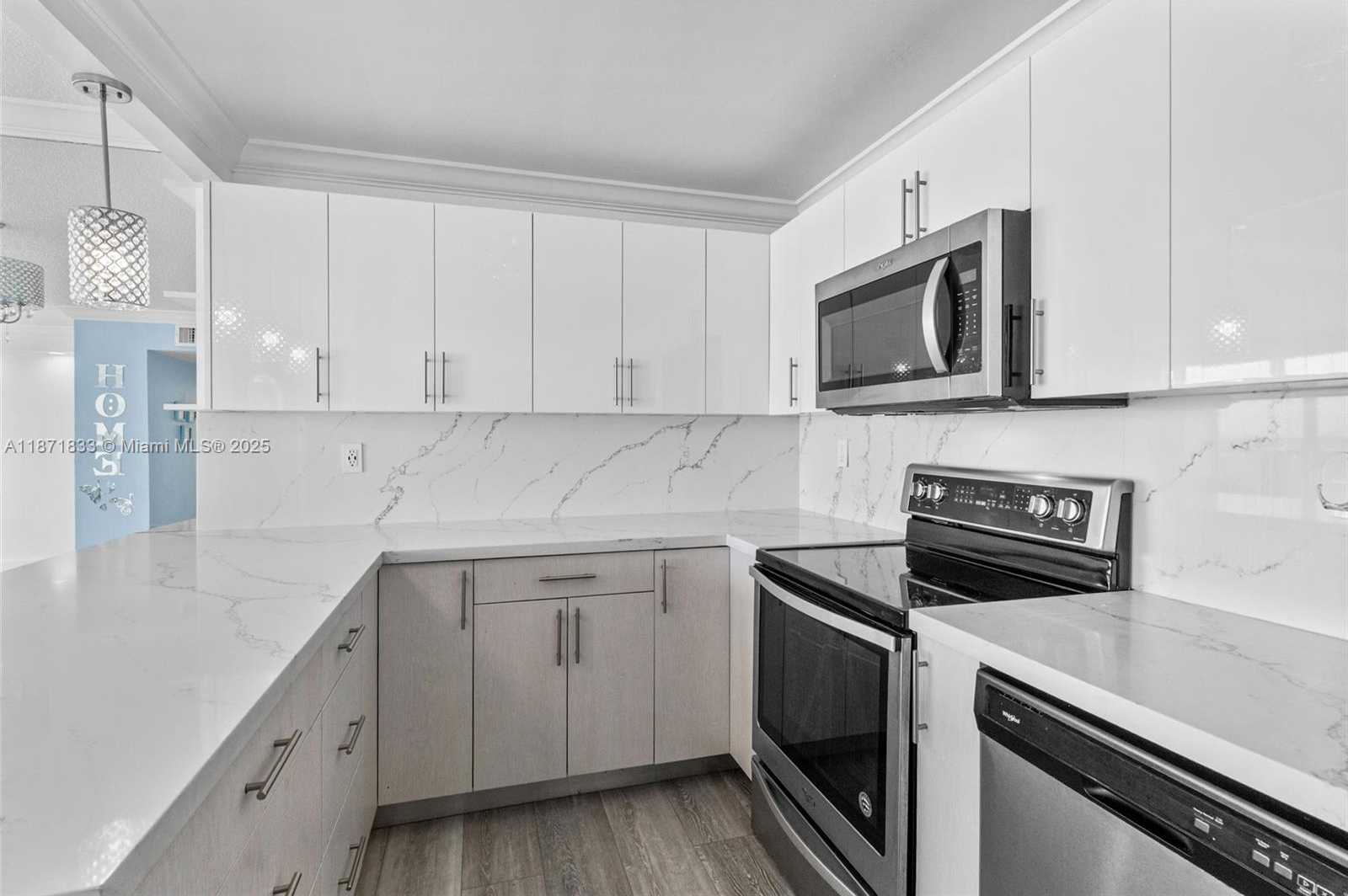 Small Image of 600 NORTH EAST 36TH ST #1404, Miami Number 6