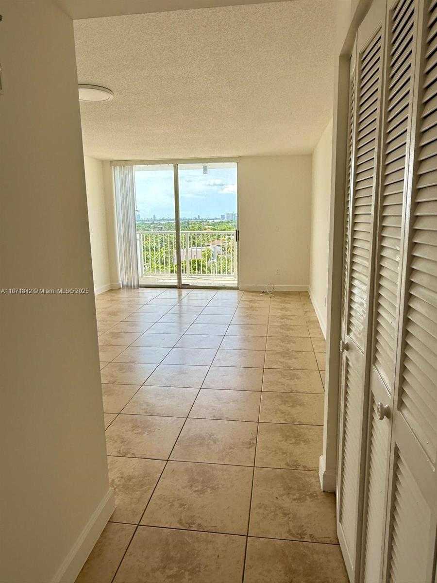 Small Image of 2000 NORTH EAST 135TH ST #906, North Miami Number 2