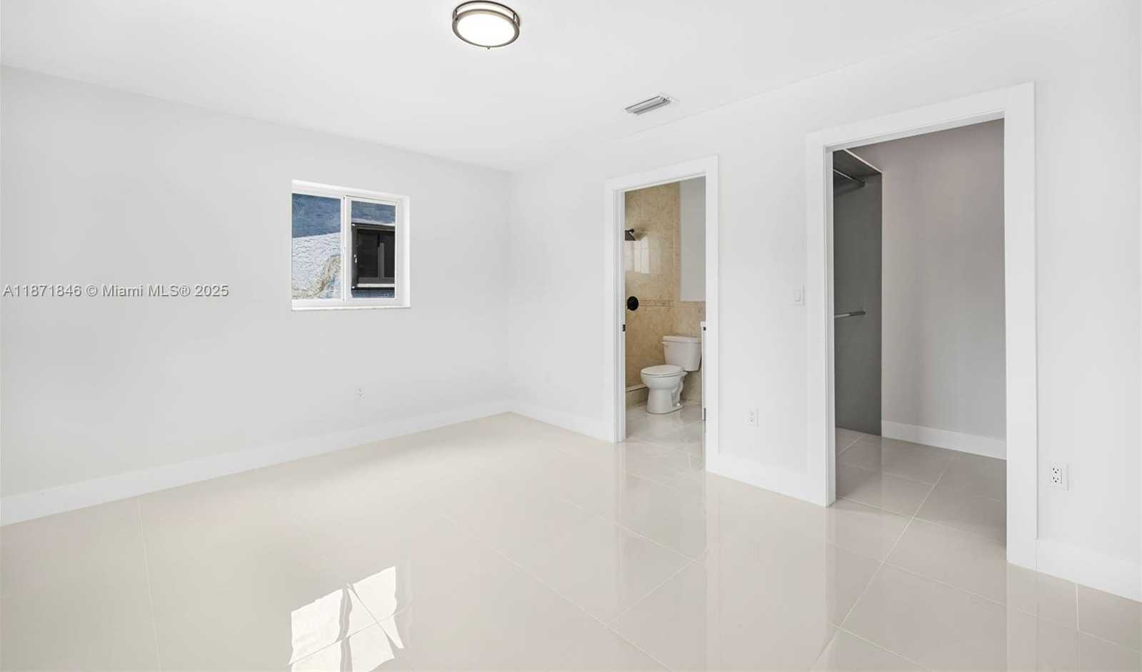 Small Image of Miami Number 22
