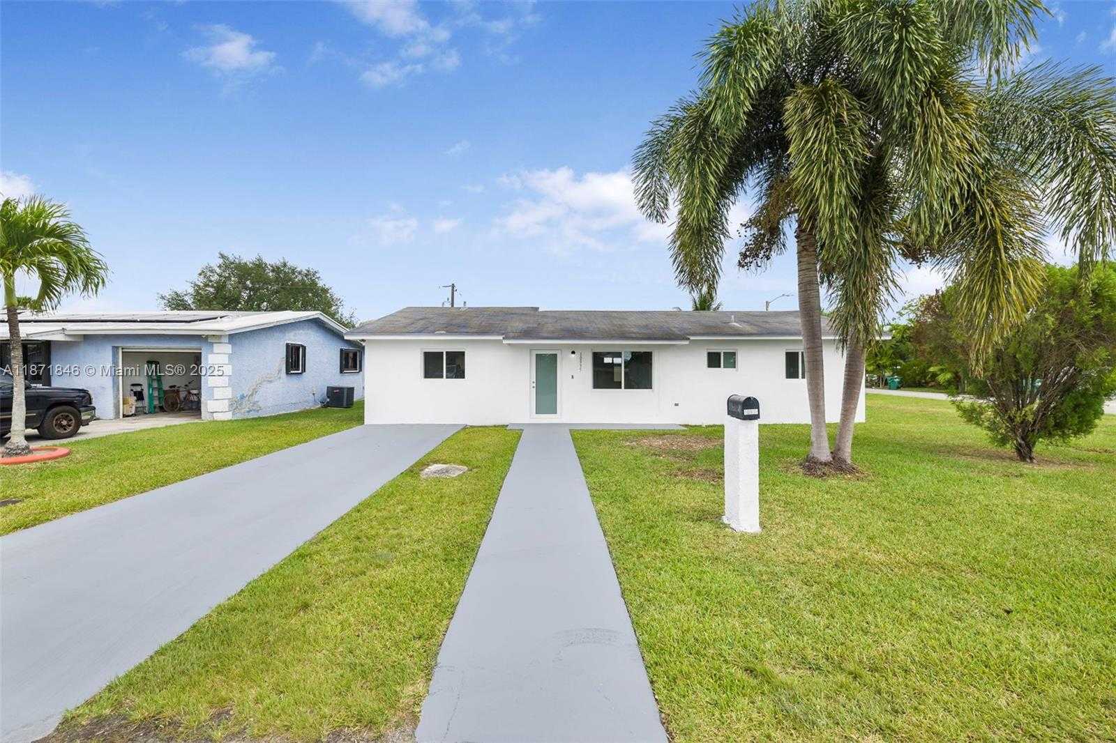 Small Image of Miami Number 26