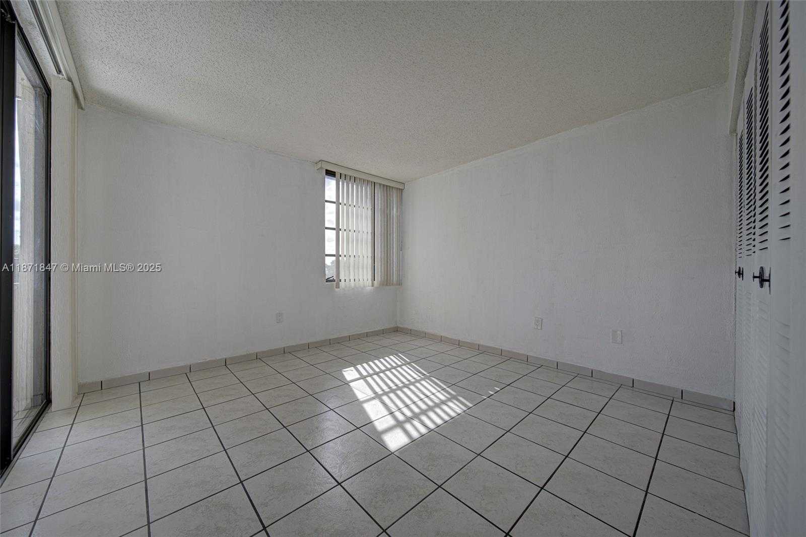 Small Image of 10400 SOUTH WEST 108TH AVE #A407, Miami Number 4