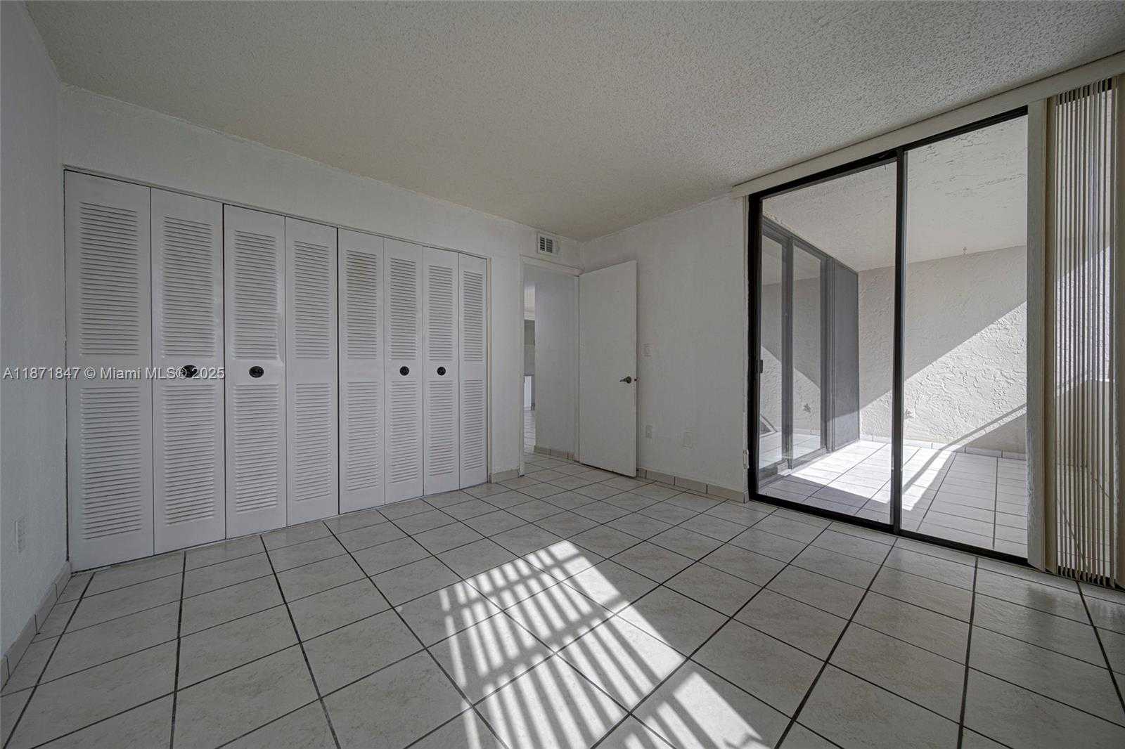 Small Image of 10400 SOUTH WEST 108TH AVE #A407, Miami Number 5