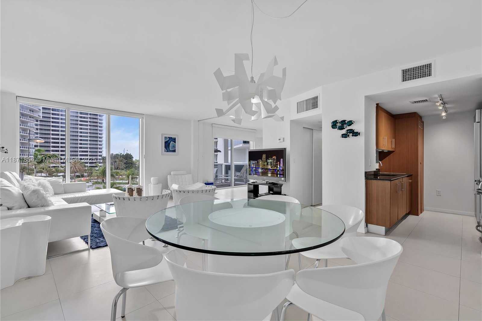 Small Image of 10275 COLLINS AVE #417, Bal Harbour Number 11