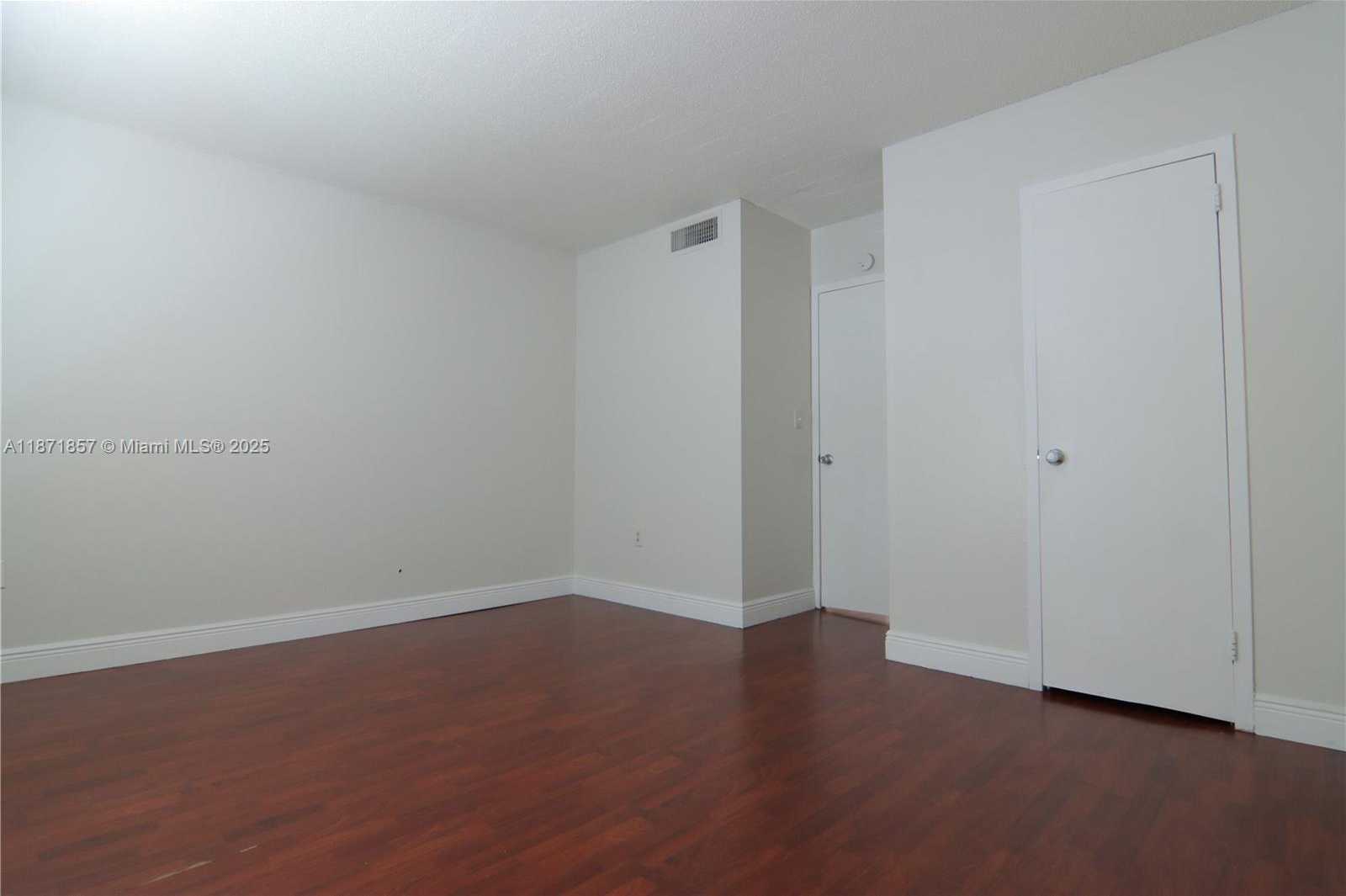 Small Image of 4910 NORTH WEST 79TH AVE #202, Doral Number 11