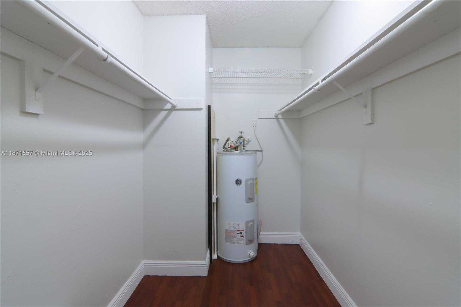 Small Image of 4910 NORTH WEST 79TH AVE #202, Doral Number 13