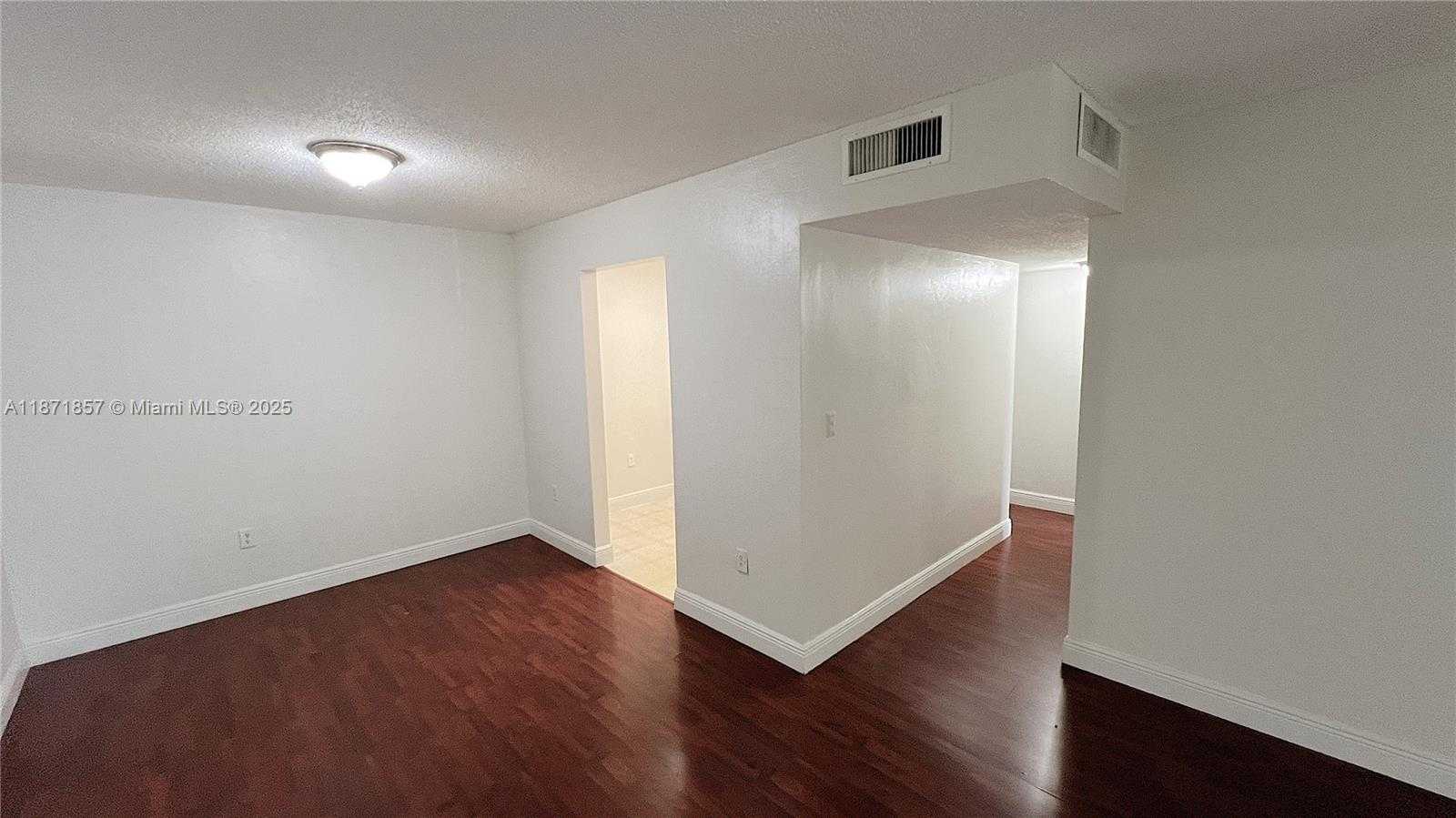 Small Image of 4910 NORTH WEST 79TH AVE #202, Doral Number 3