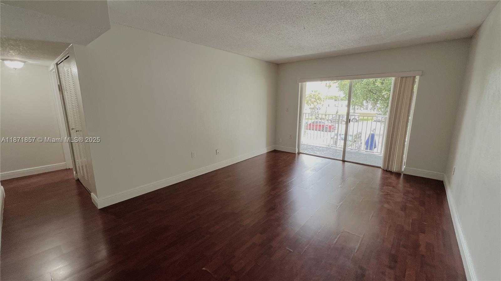 Small Image of 4910 NORTH WEST 79TH AVE #202, Doral Number 4