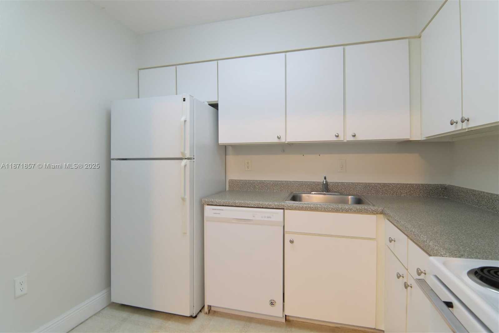 Small Image of 4910 NORTH WEST 79TH AVE #202, Doral Number 9