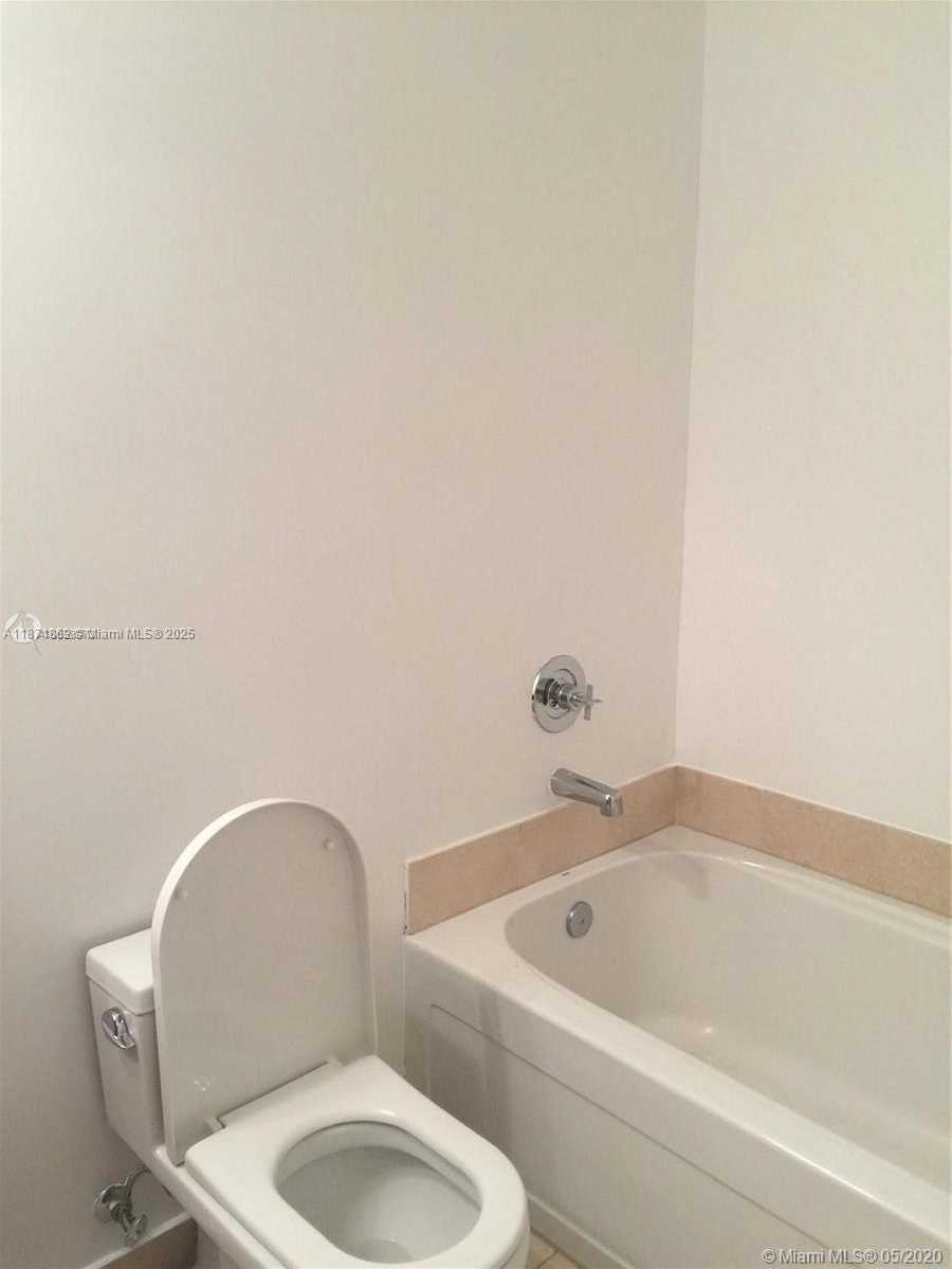 Small Image of 1111 SOUTH WEST 1ST AVE #2121-N, Miami Number 7