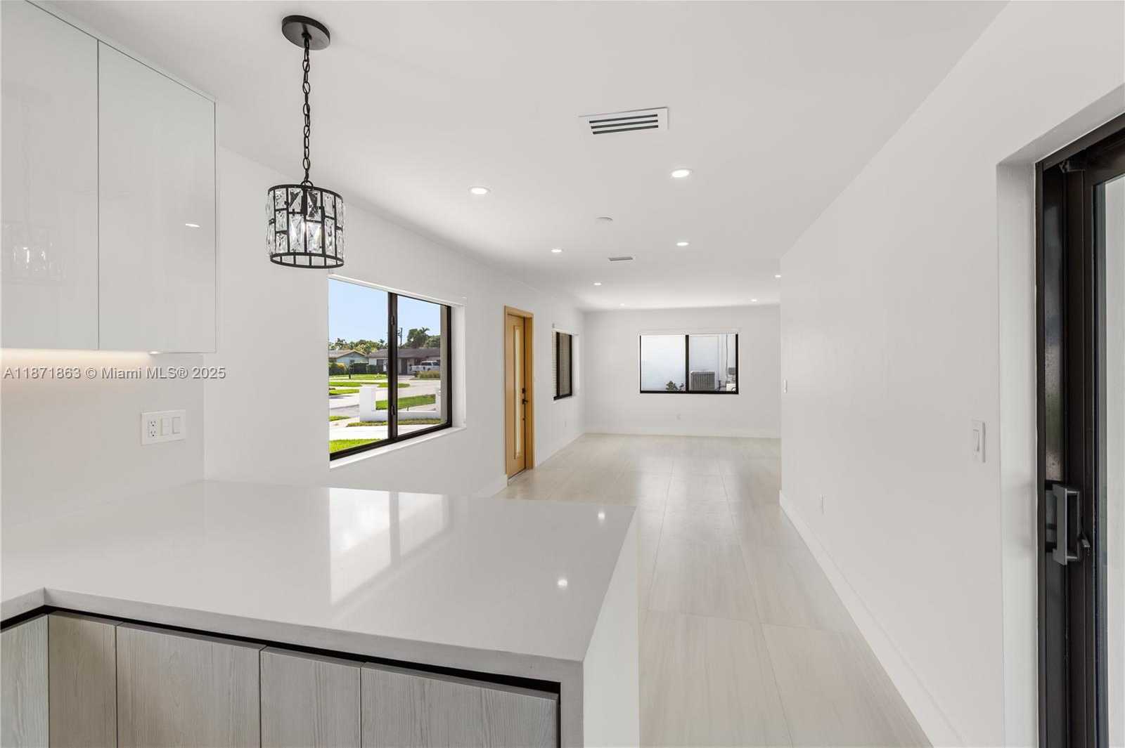 Small Image of 6010 SOUTH WEST 108TH PL, Miami Number 13
