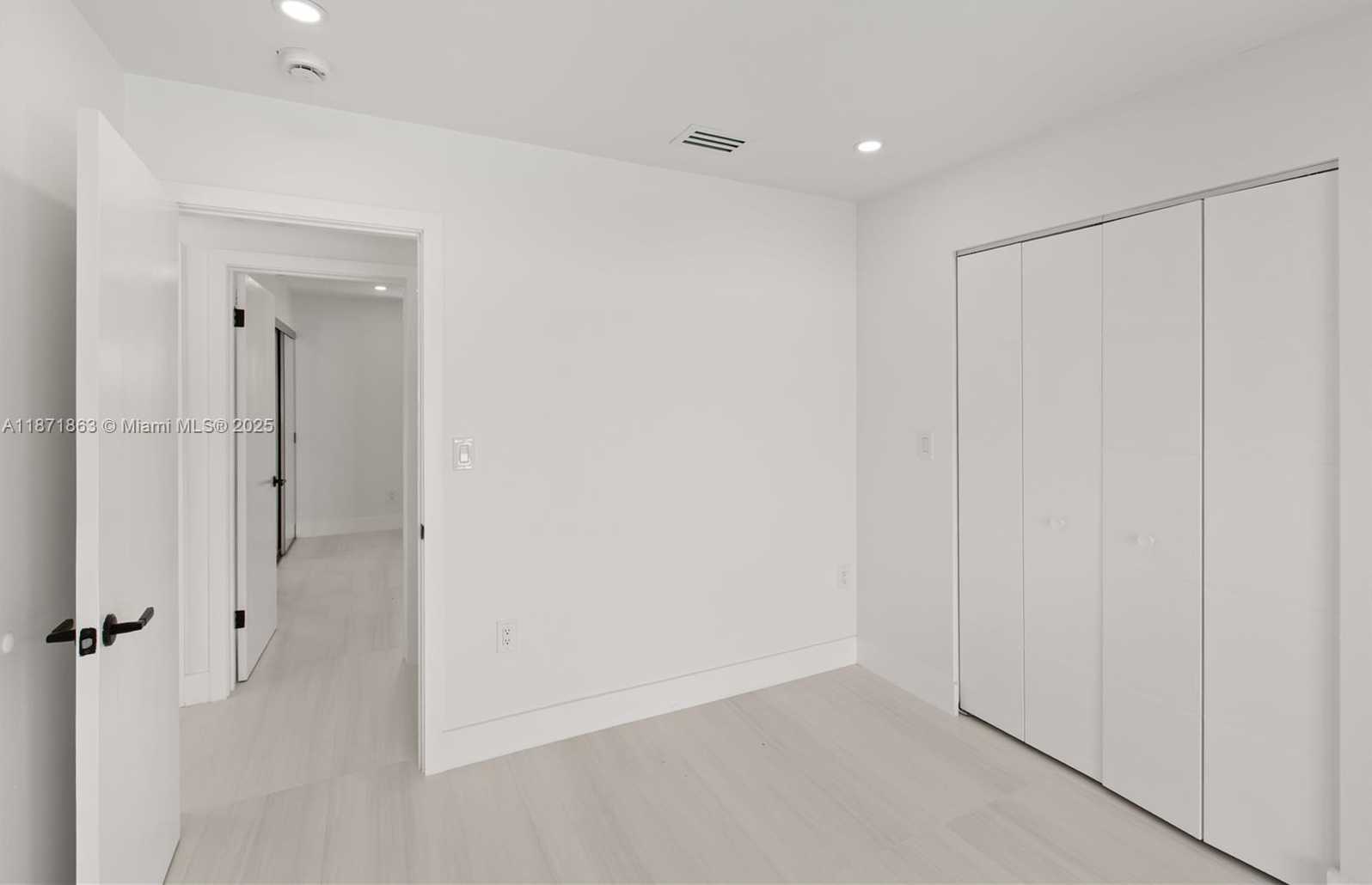 Small Image of 6010 SOUTH WEST 108TH PL, Miami Number 20