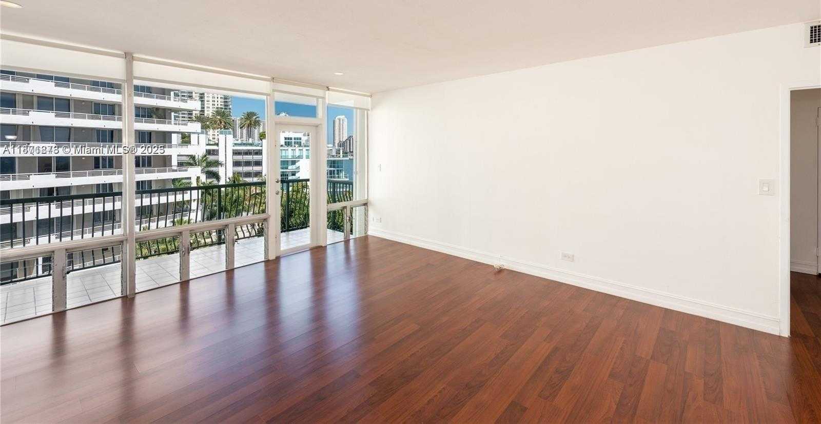 Small Image of 1408 BRICKELL BAY DR #611, Miami Number 10