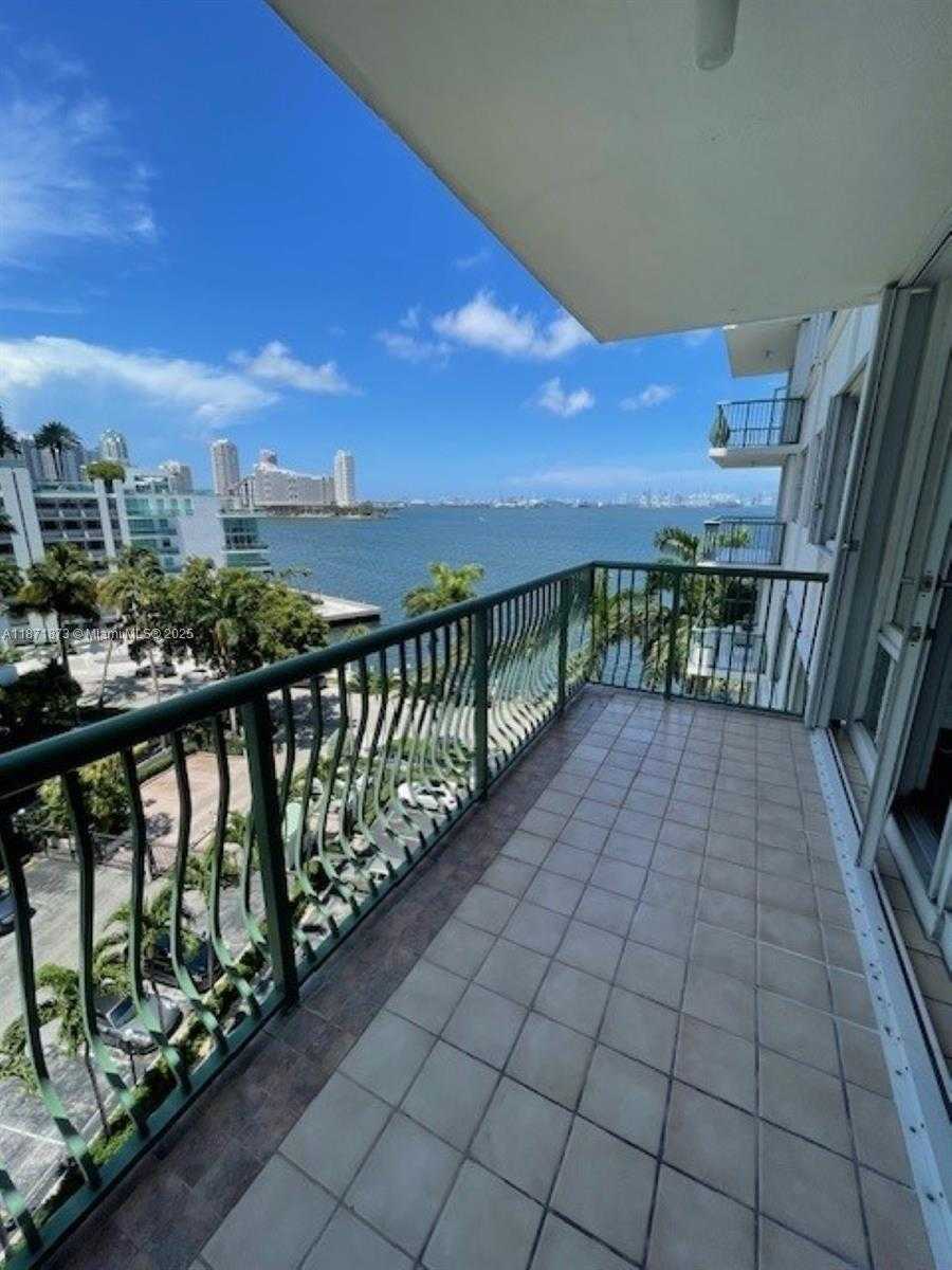 Small Image of 1408 BRICKELL BAY DR #611, Miami Number 19