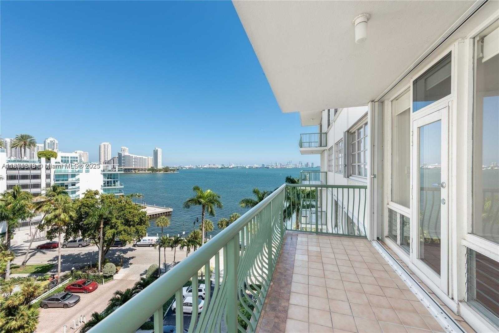 Small Image of 1408 BRICKELL BAY DR #611, Miami Number 27