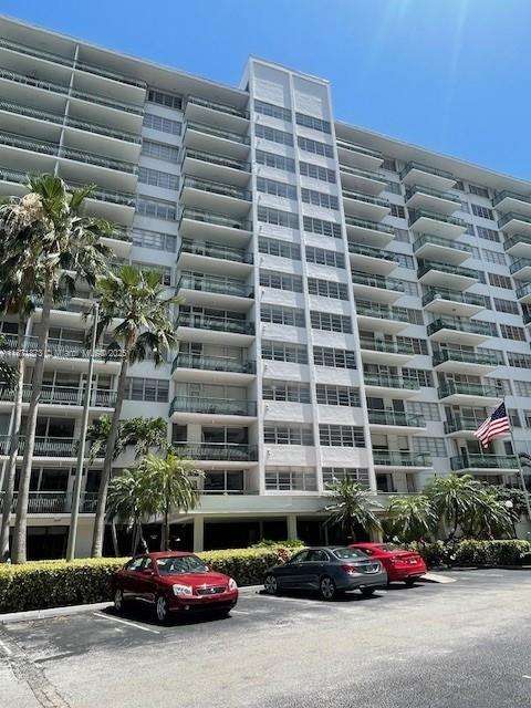 Small Image of 1408 BRICKELL BAY DR #611, Miami Number 29