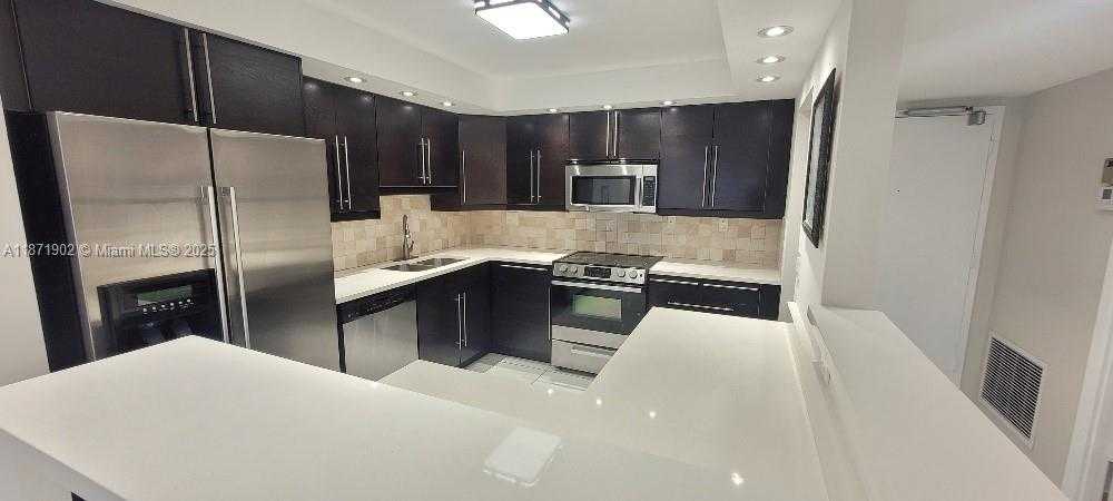 Small Image of 18051 BISCAYNE BLVD #603, Aventura Number 2