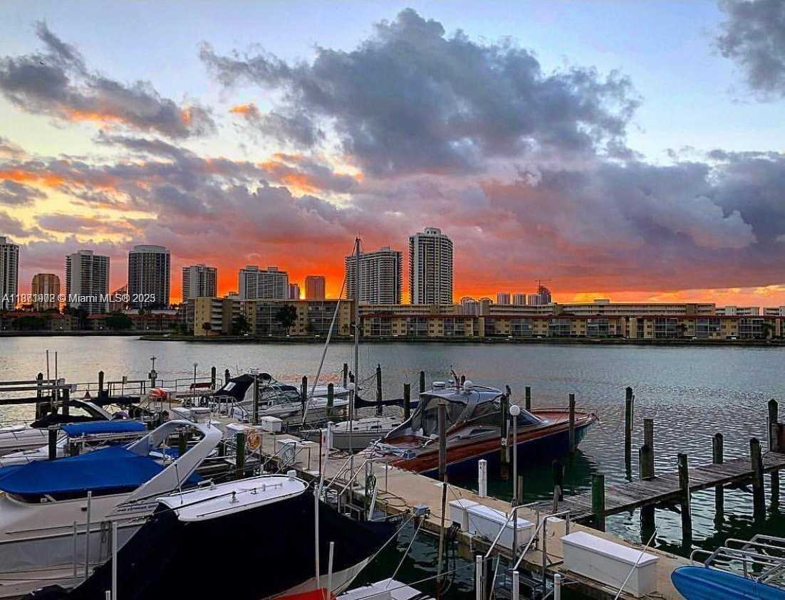 Small Image of 18051 BISCAYNE BLVD #603, Aventura Number 27