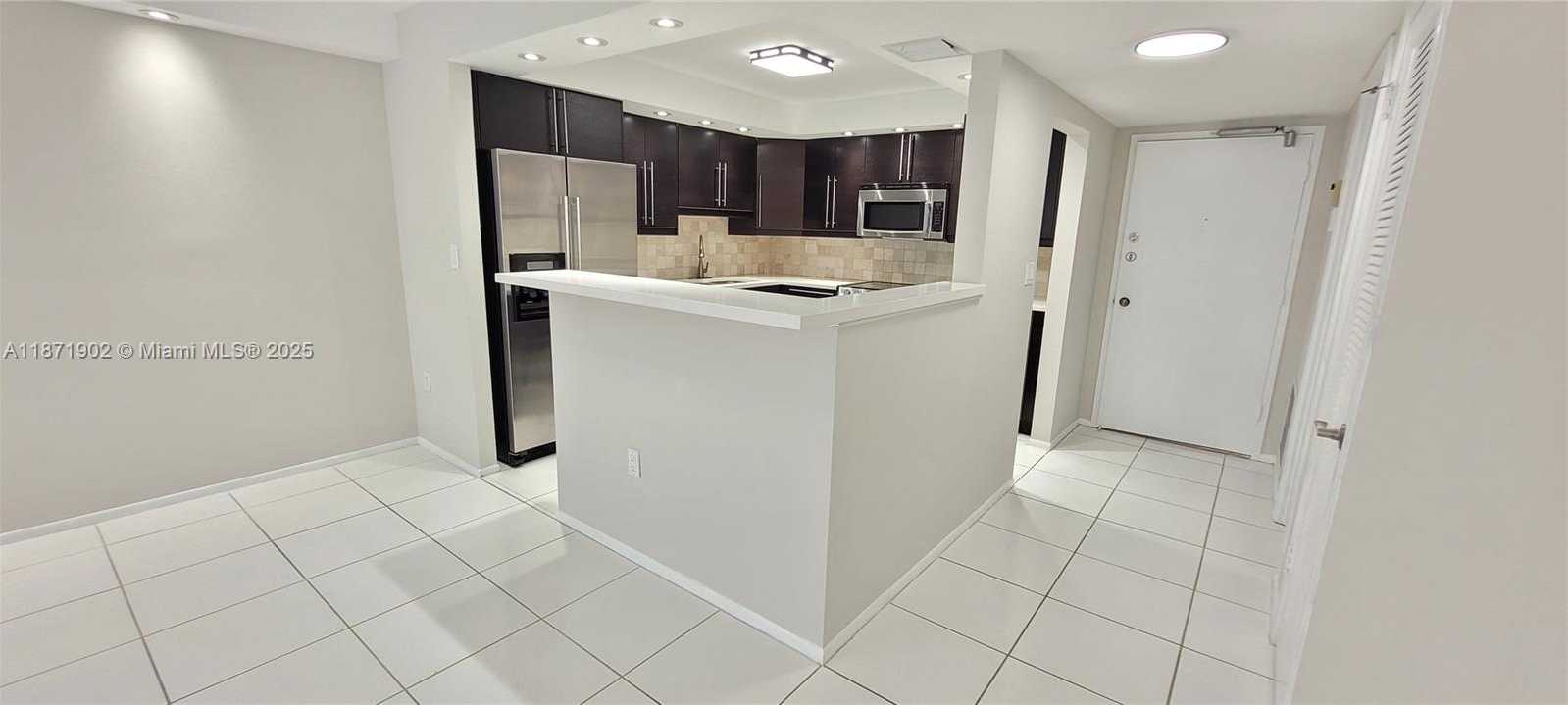 Small Image of 18051 BISCAYNE BLVD #603, Aventura Number 3