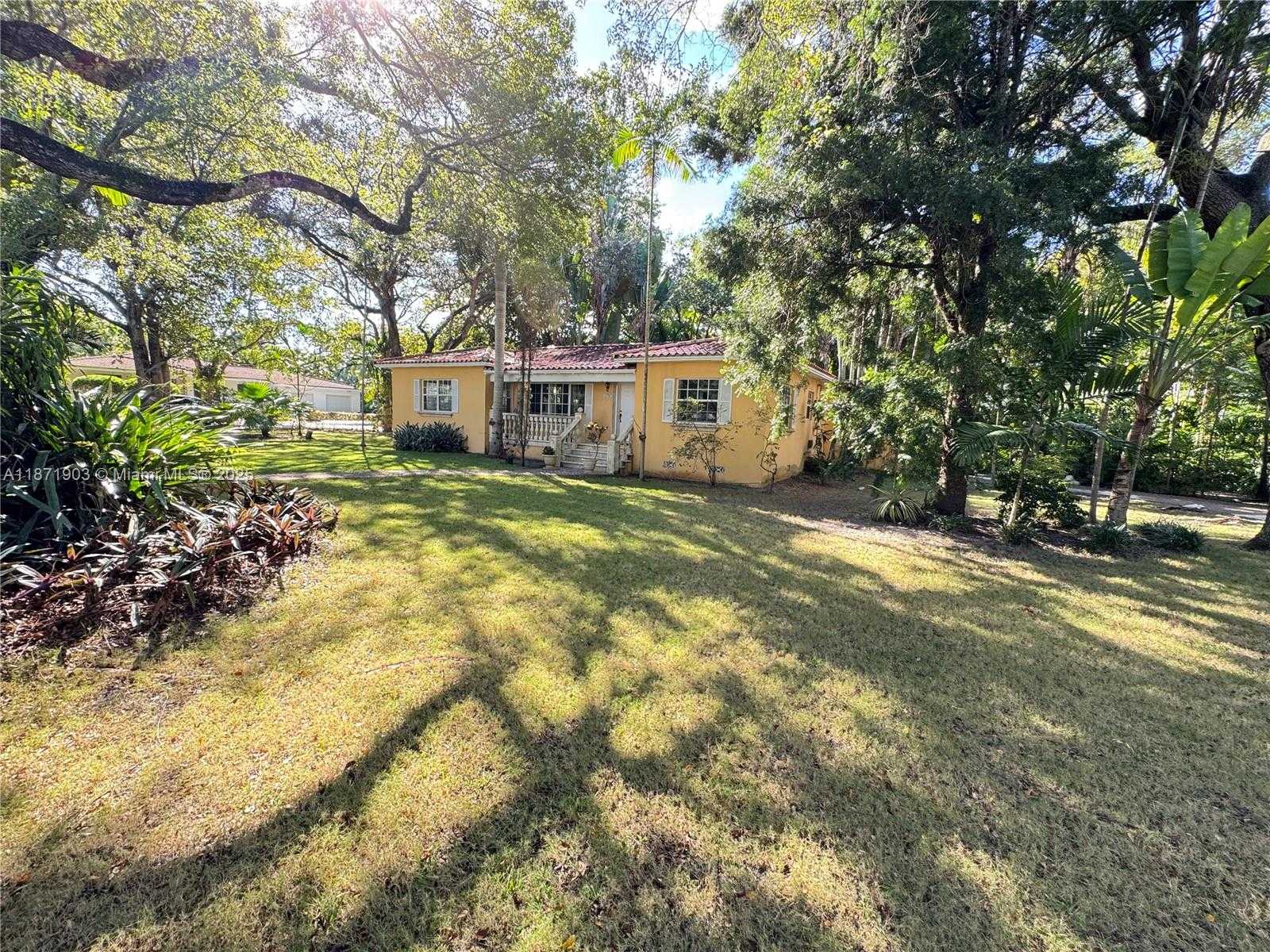 Small Image of 6750 BRIGHTON PL, Coral Gables Number 2