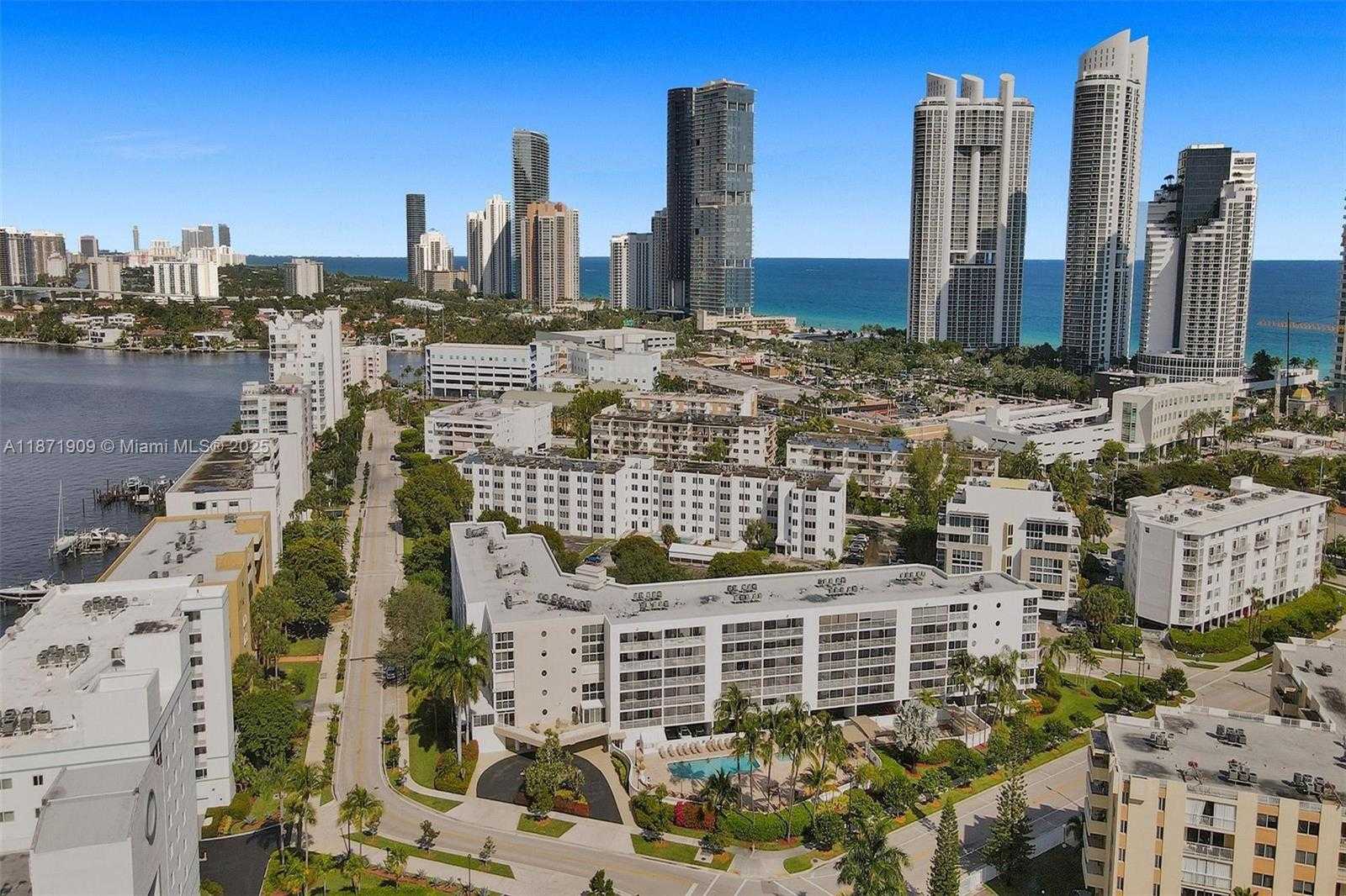 Small Image of 17801 NORTH BAY ROAD #303, Sunny Isles Beach Number 11