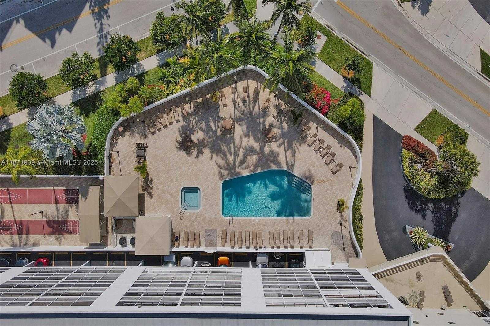 Small Image of 17801 NORTH BAY ROAD #303, Sunny Isles Beach Number 16