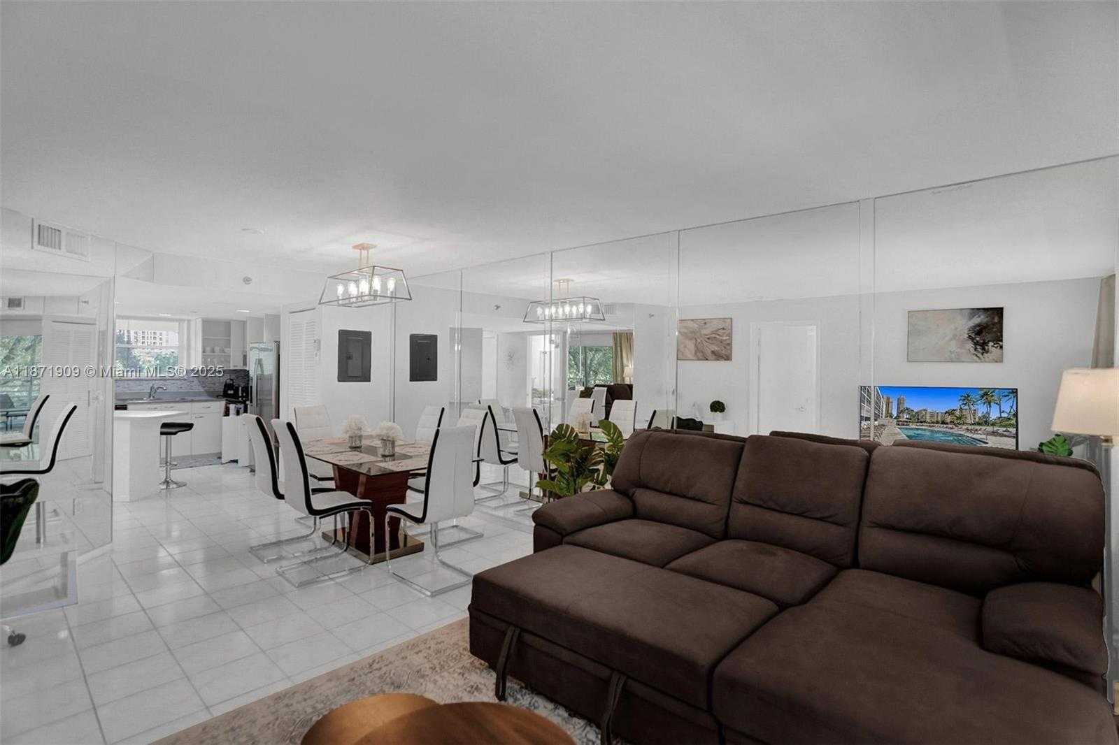 Small Image of 17801 NORTH BAY ROAD #303, Sunny Isles Beach Number 2