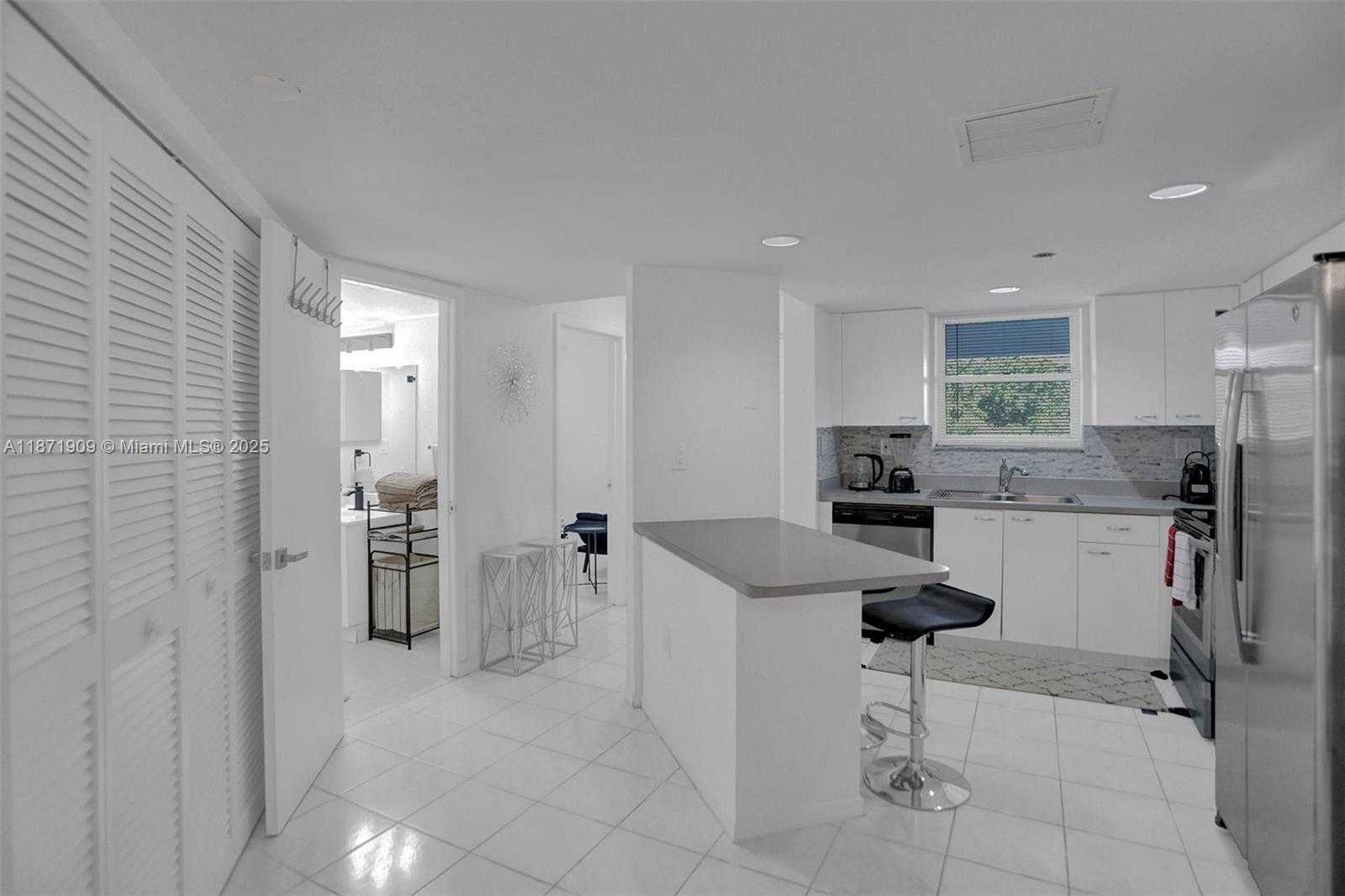 Small Image of 17801 NORTH BAY ROAD #303, Sunny Isles Beach Number 39