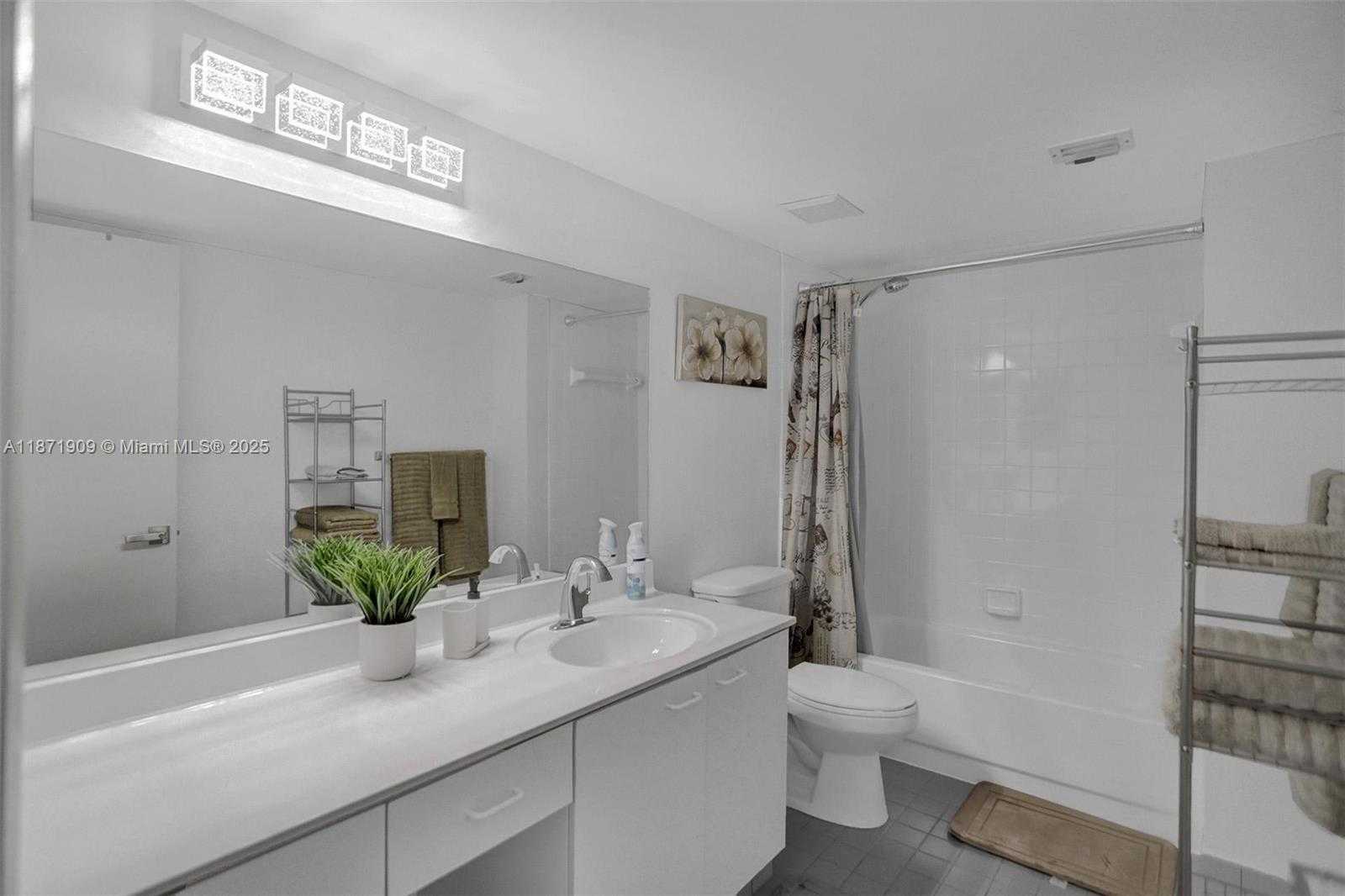 Small Image of 17801 NORTH BAY ROAD #303, Sunny Isles Beach Number 61