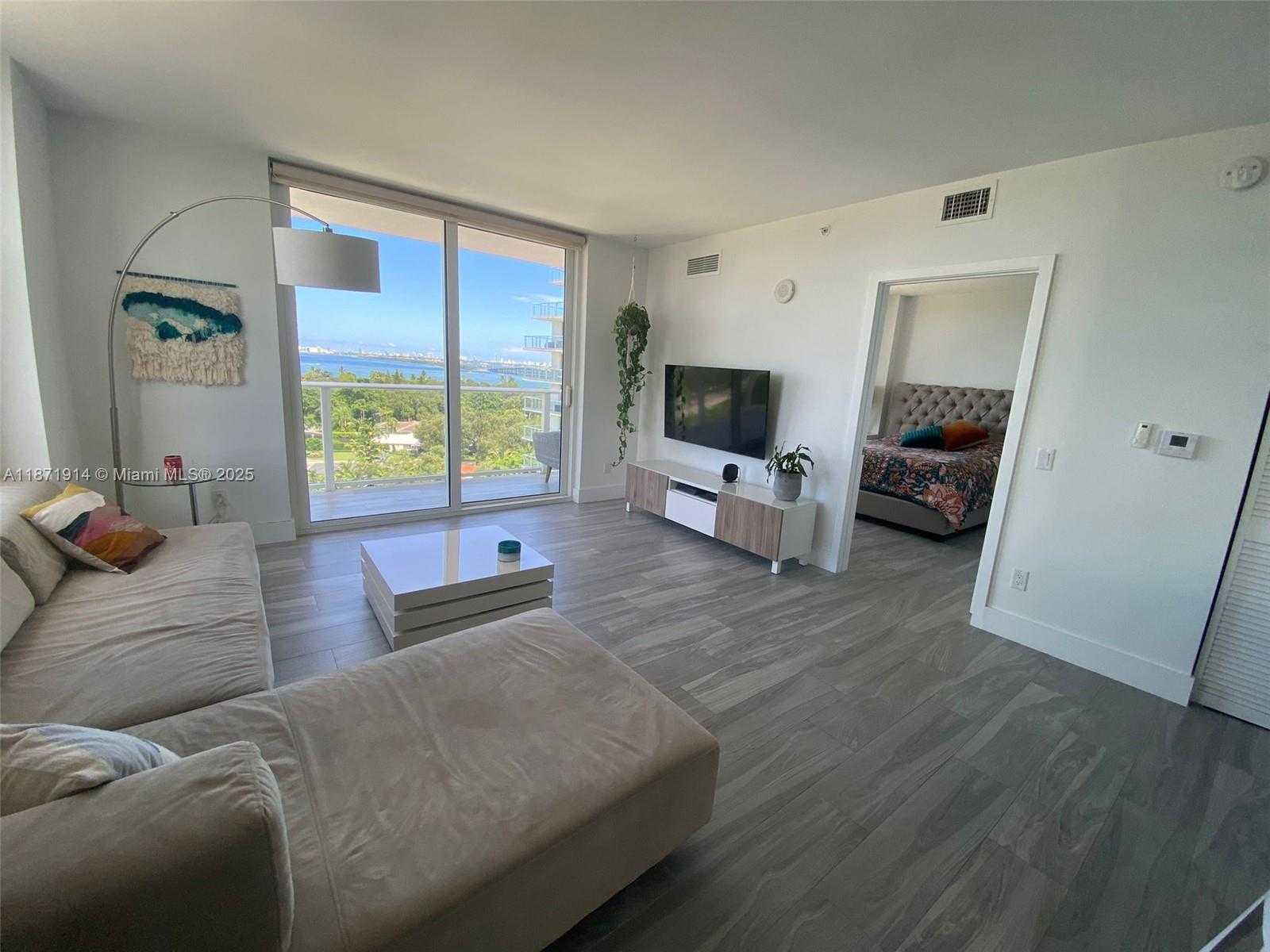 Small Image of 4250 BISCAYNE BLVD #1009, Miami Number 2