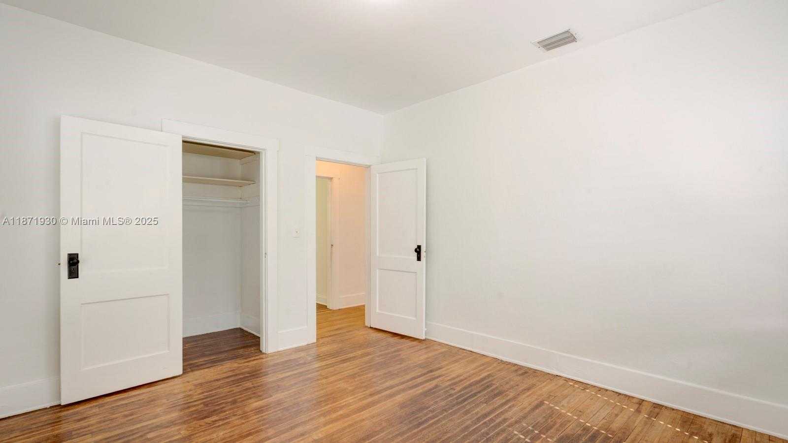 Small Image of 1676 SOUTH WEST 11TH ST, Miami Number 28