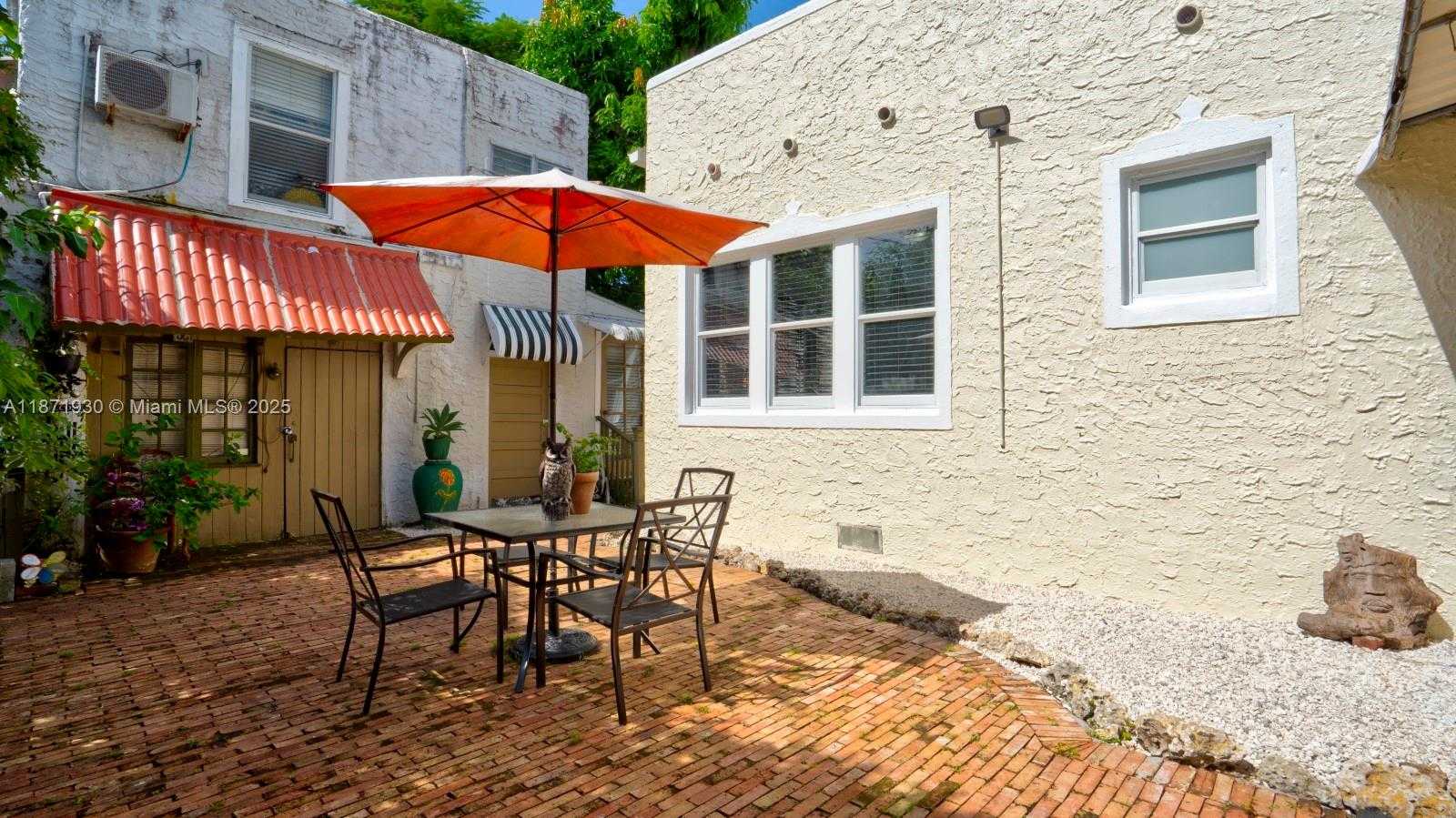 Small Image of 1676 SOUTH WEST 11TH ST, Miami Number 39