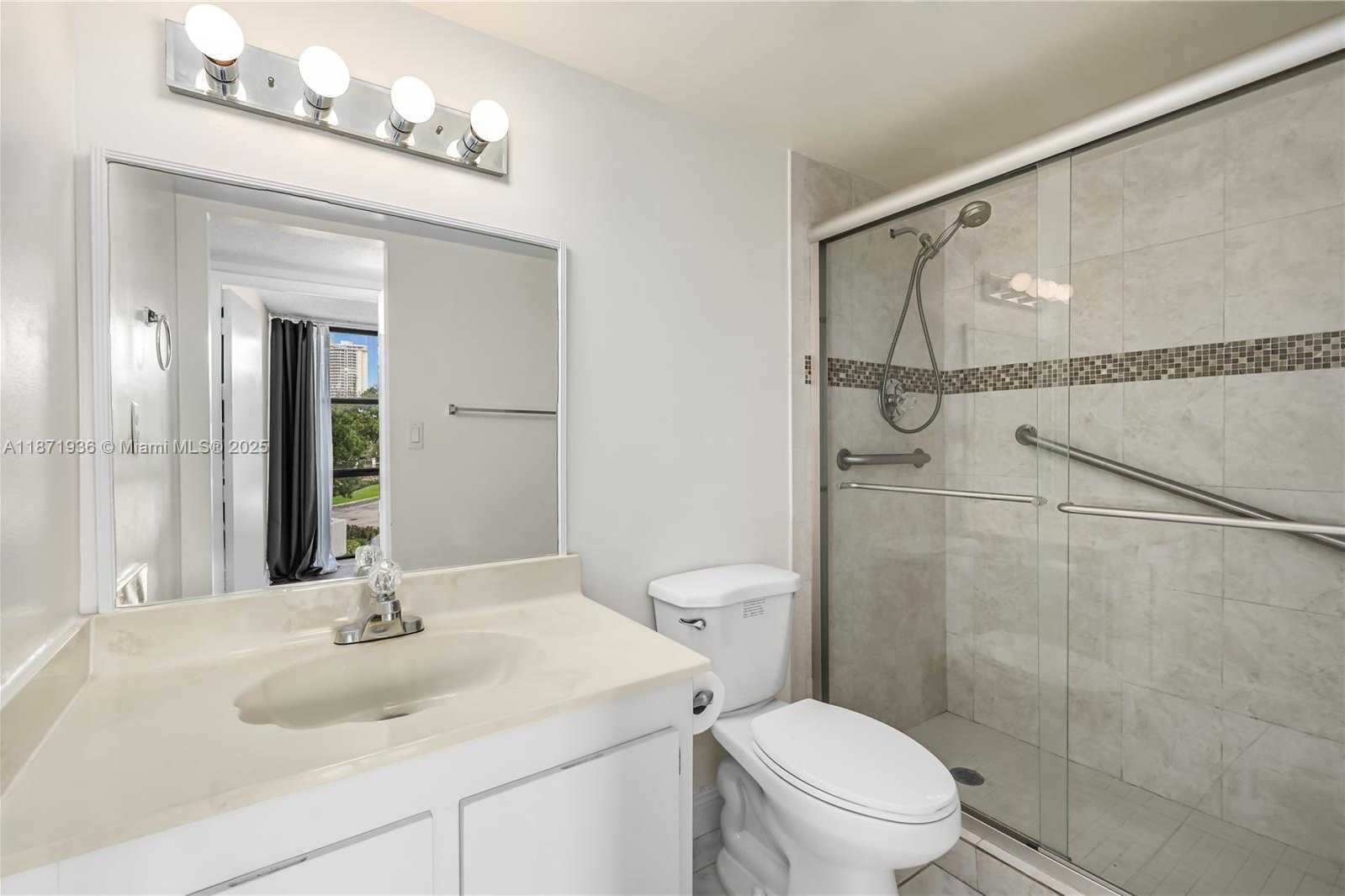Small Image of 18181 NORTH EAST 31ST CT #304, Aventura Number 14