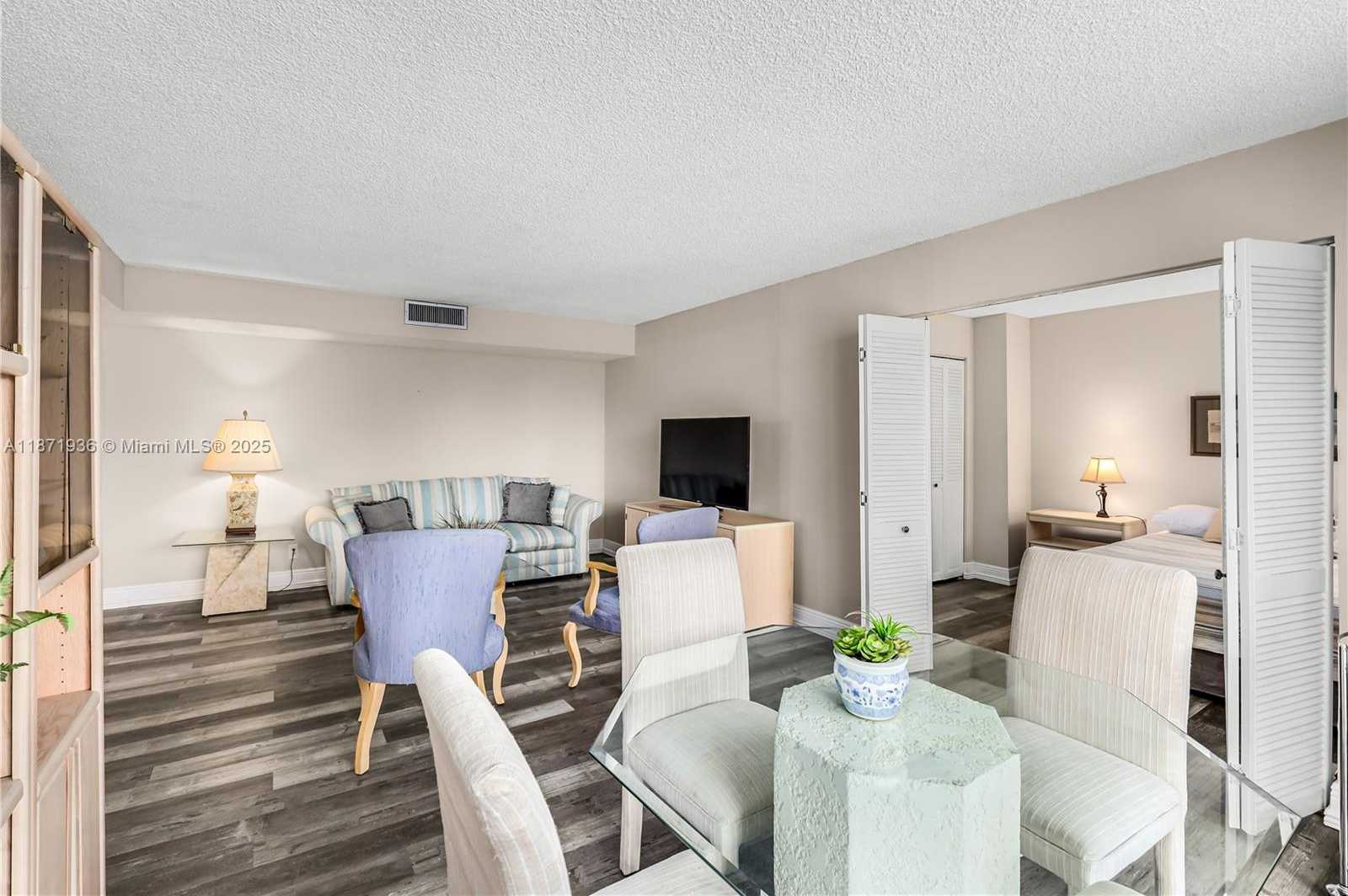 Small Image of 18181 NORTH EAST 31ST CT #304, Aventura Number 6