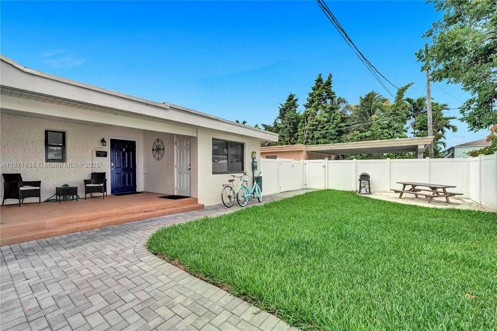 Small Image of 1704 RODMAN ST #3, Hollywood Number 21