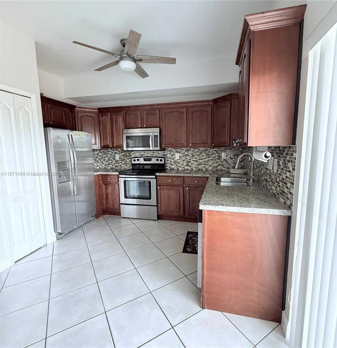 Small Image of 9020 WEST FLAGLER ST #1, Miami Number 4