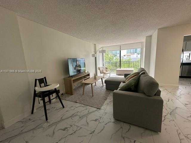 Small Image of 16909 NORTH BAY RD #519, Sunny Isles Beach Number 2