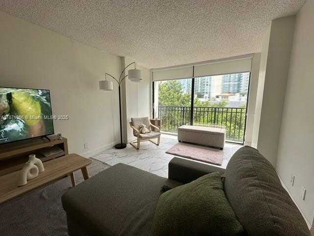 Small Image of 16909 NORTH BAY RD #519, Sunny Isles Beach Number 3