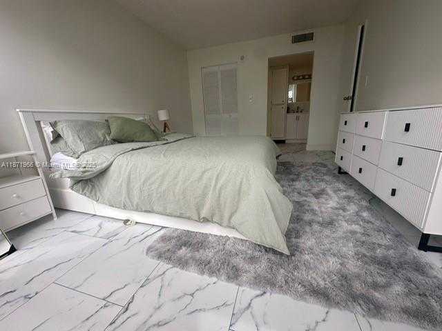 Small Image of 16909 NORTH BAY RD #519, Sunny Isles Beach Number 4