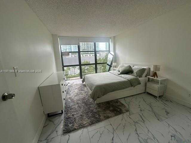 Small Image of 16909 NORTH BAY RD #519, Sunny Isles Beach Number 5