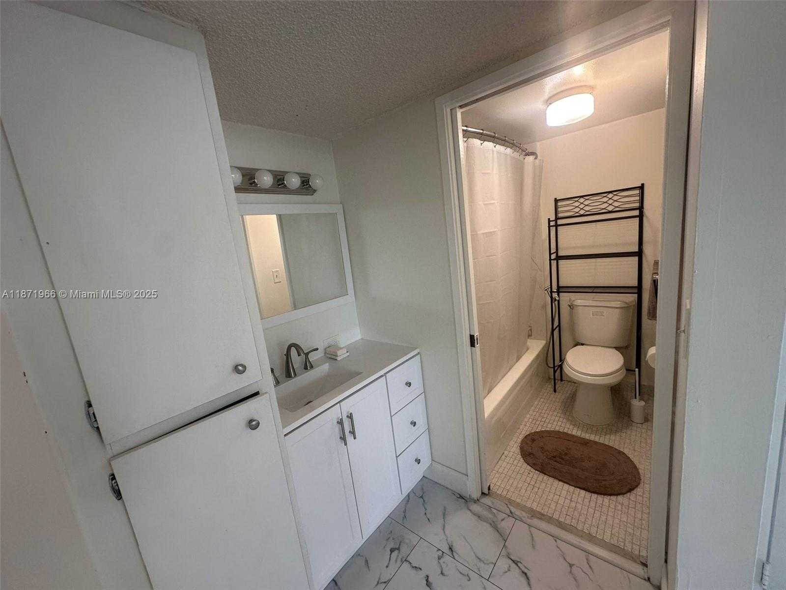 Small Image of 16909 NORTH BAY RD #519, Sunny Isles Beach Number 7