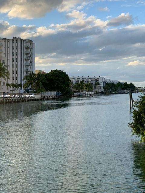 Small Image of 7149 BAY DR #2, Miami Beach Number 8