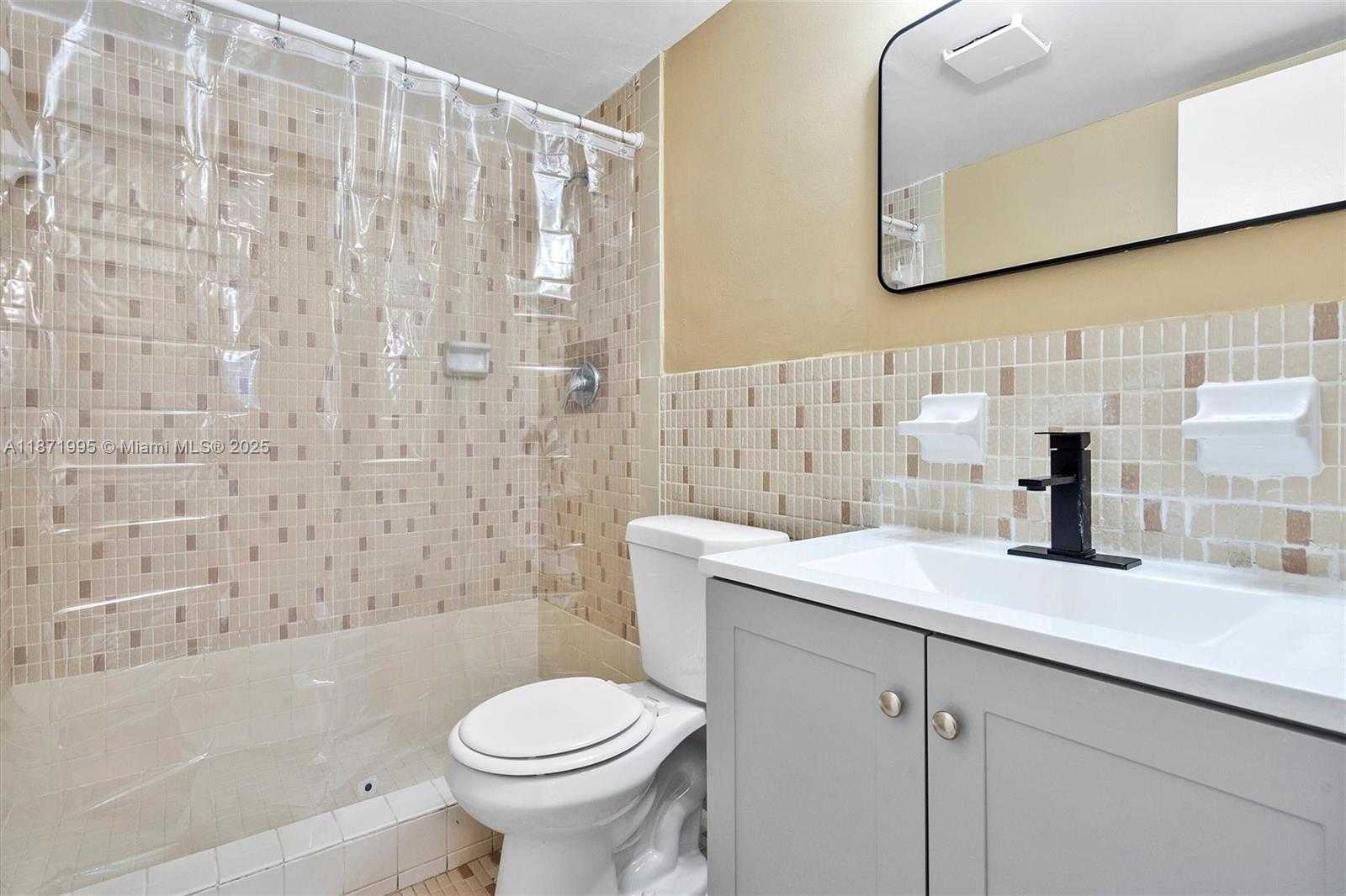 Small Image of 1715 NORTH 16TH AVE #202, Hollywood Number 16