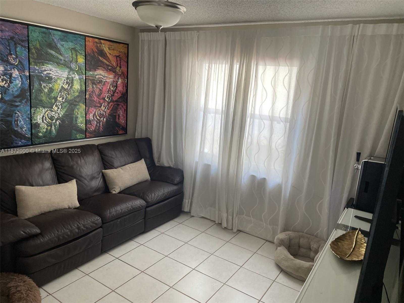 Small Image of 5237 NORTH WEST 112TH PL, Doral Number 13